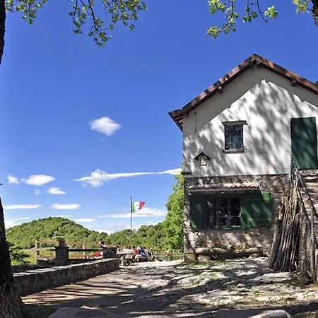 Apartamento Casa Varisco: Oasis Of Peace Surrounded By Nature. Faggeto Lario